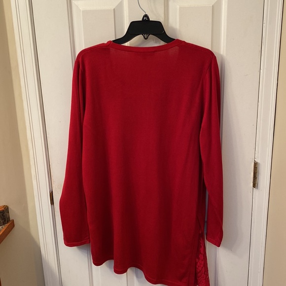 Irregular hem tunic with side slit lace. - Picture 4 of 4